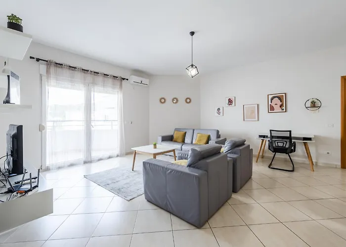 Apartment Conad By *