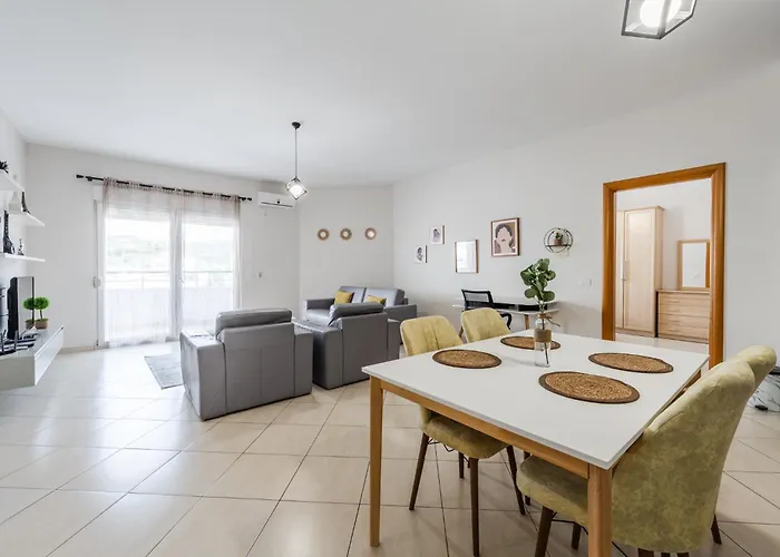 Apartment Conad By *